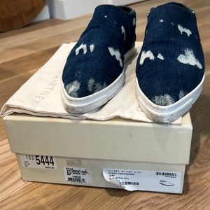 Stella McCartney blue marine canvas sneaker size 39